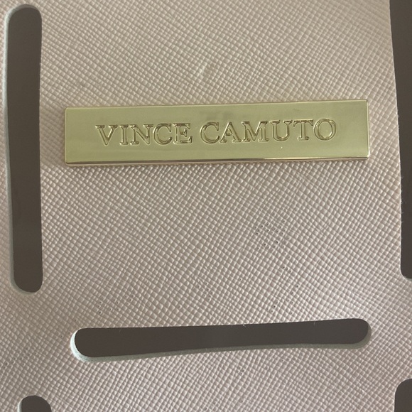 Vince Camuto blush pink large tote double handles cut out design - Picture 5 of 16